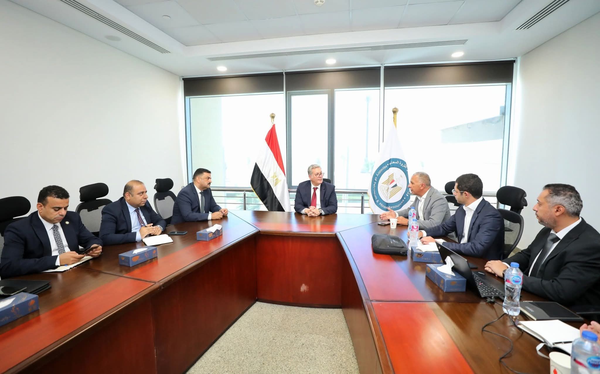 💠 *وزير البترول والثروة المعدنية يبحث مع "السويدي إليكتريك" مستجدات مشروع مجمع الصناعات الفوسفاتية بالعين السخنة*