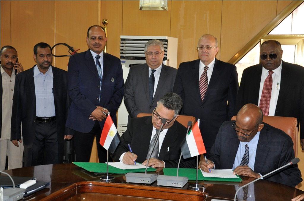 زيارة الوفد المصري لجمهورية السودان لتوثيق التعاون في مجال النفط والغاز والصناعات المعدنية والبتروكيماوية